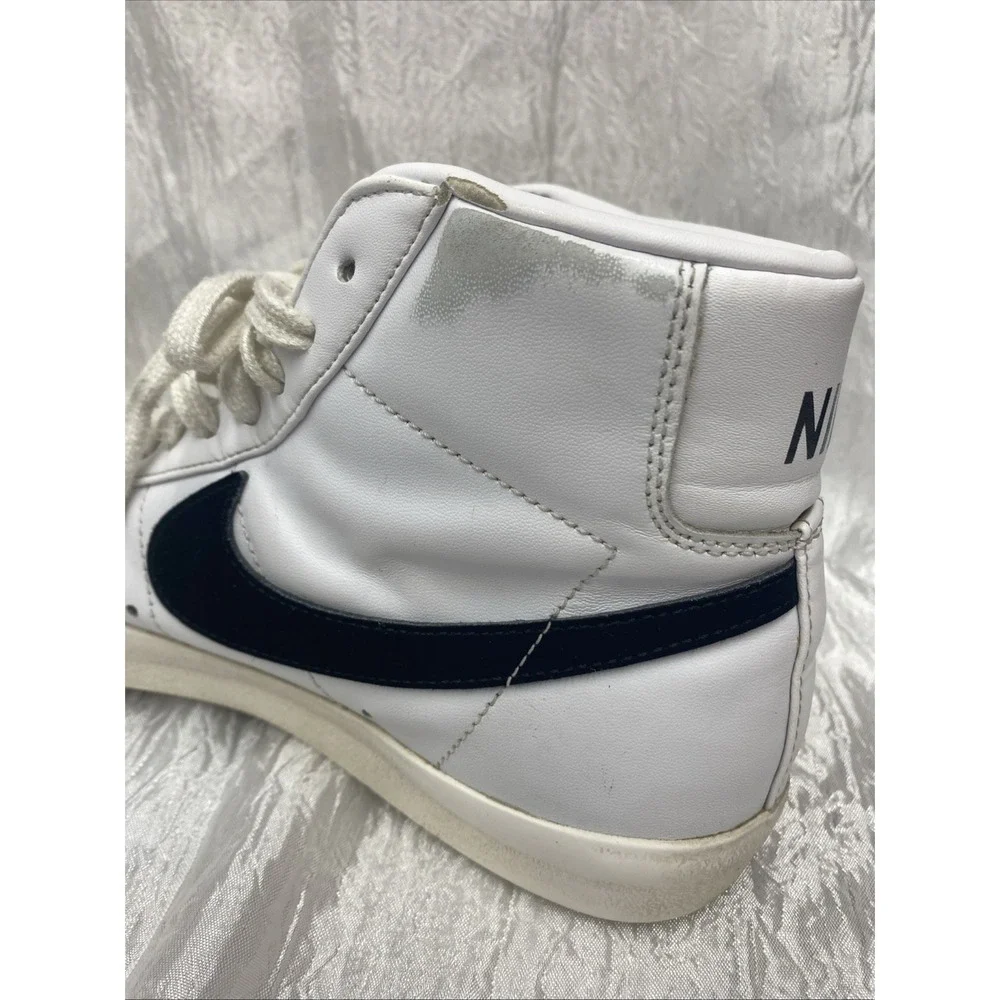 Nike Women's Blazer Mid 77 CZ1055-100 White Basketball‎ Shoes Sneakers Size 9